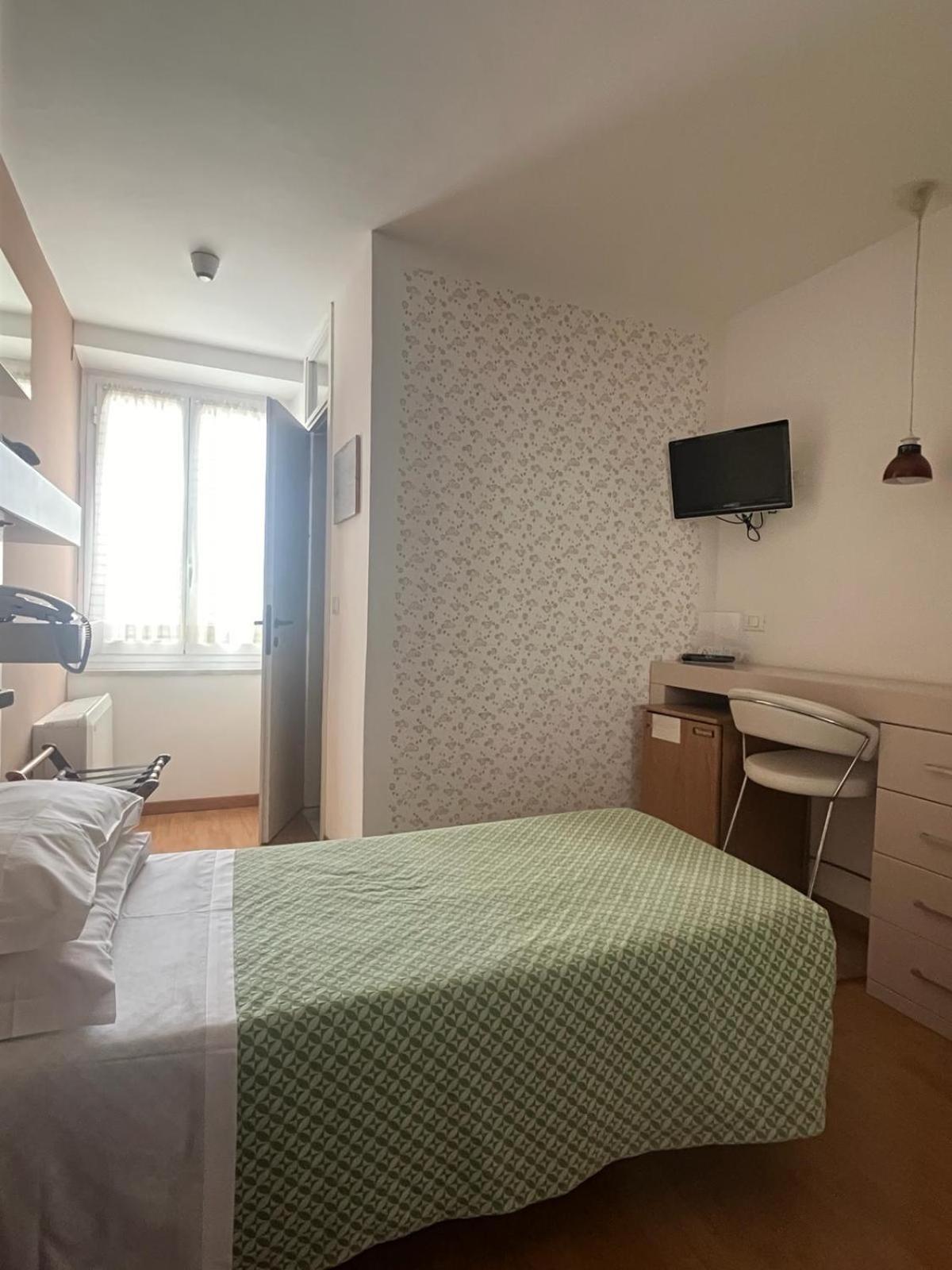 Hotel Melograno Spotorno Εξωτερικό φωτογραφία